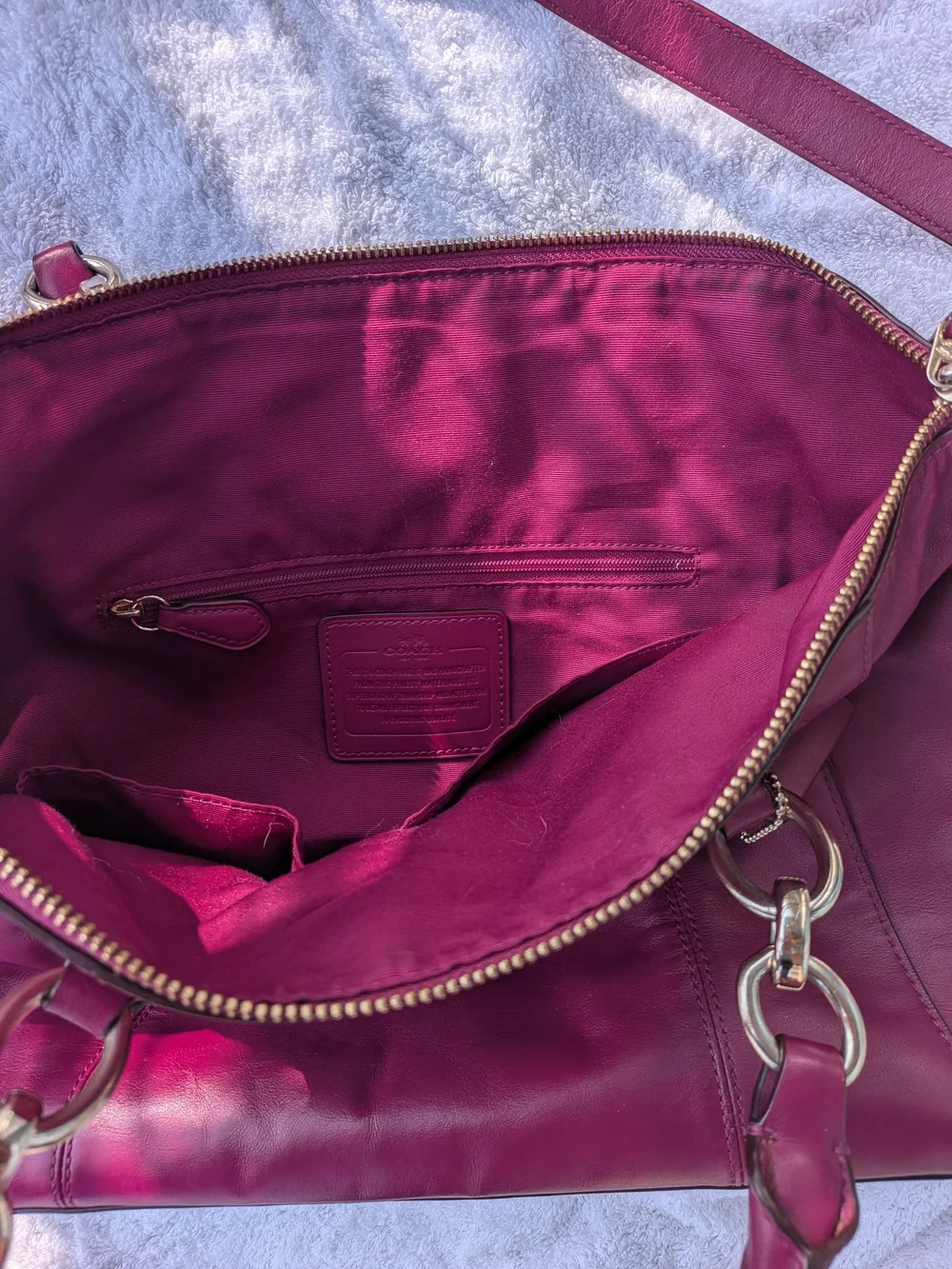 COACH Colette Fuchsia Leather Satchel/Crossbody, Orig MSRP $450.